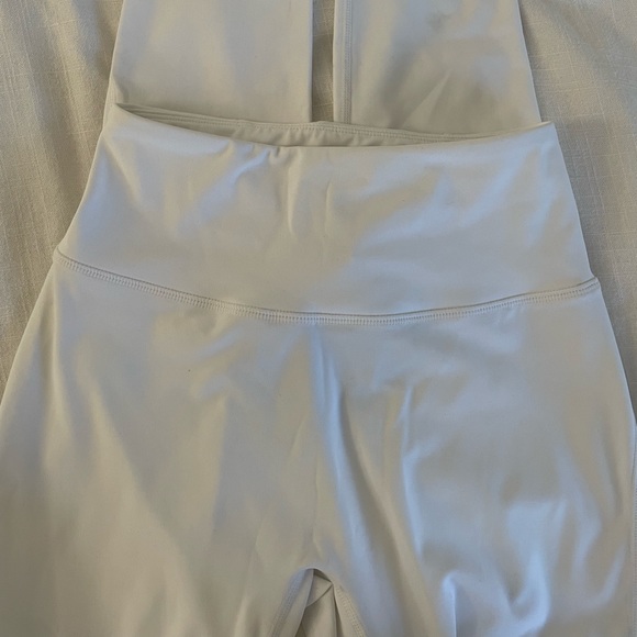 White Pulse Surge Legging - Picture 8 of 9